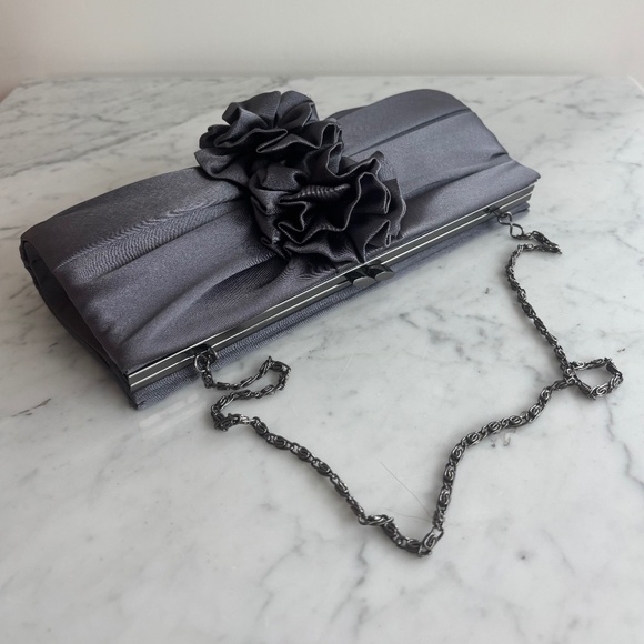 Shiny steel-colour clutch bag - Picture 1 of 5
